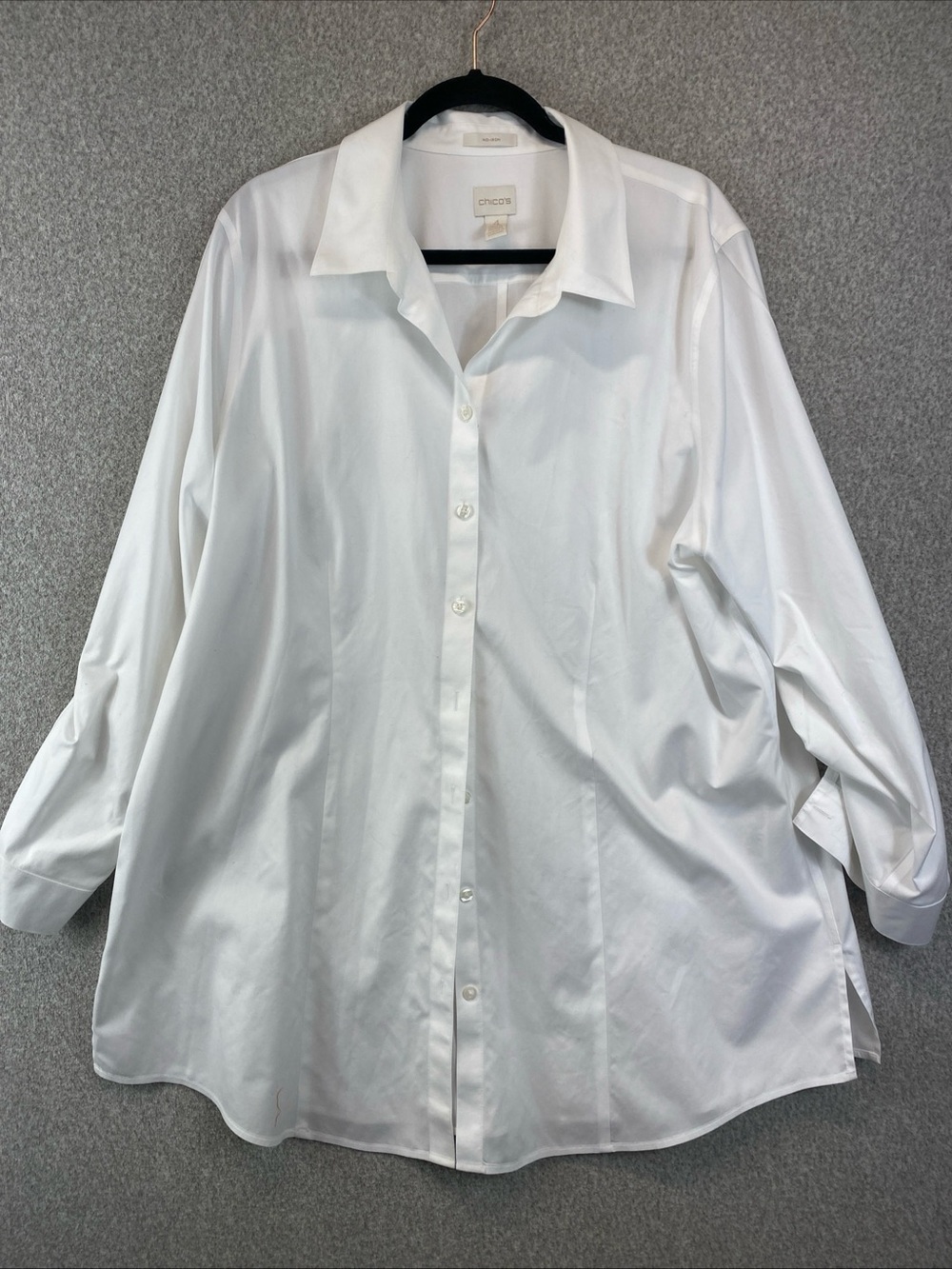 Chicos Crisp White Women’s Sz 4 (2XL) Button Down Shirt Long Sleeves Roll Tab